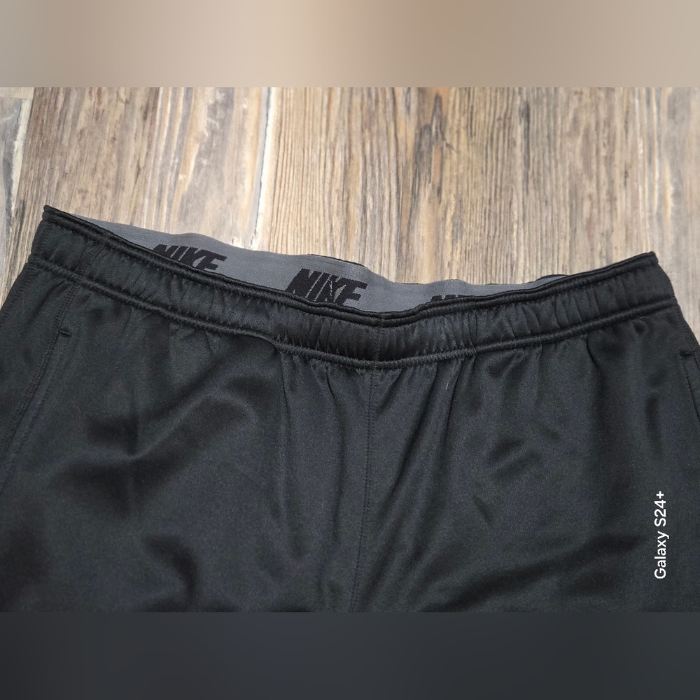 Nike Black Men’s Sweatpants Joggers - Picture 9 of 16